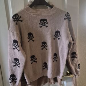 No Boundaries Skull Pattern Beige Sweater Xs